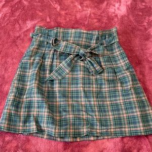 AMERICAN EAGLE Plaid Skirt